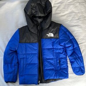 Boys North Face jacket Size: XXS (5)